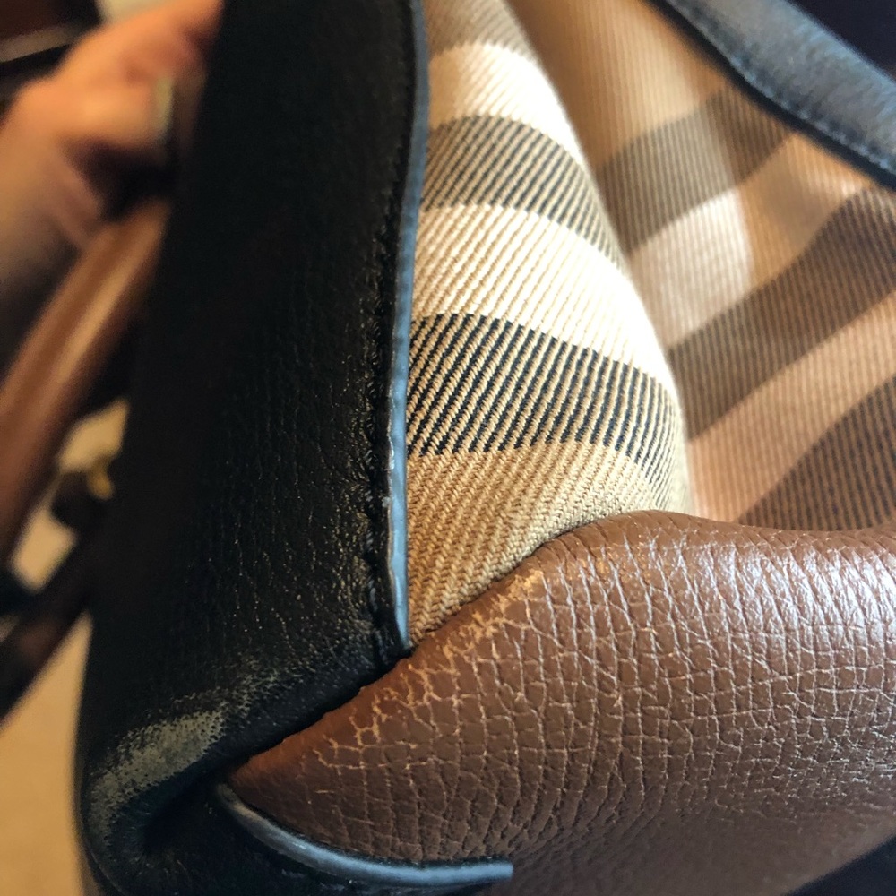 Burberry Medium Banner Tote Black and Brown Leather - Picture 10 of 11